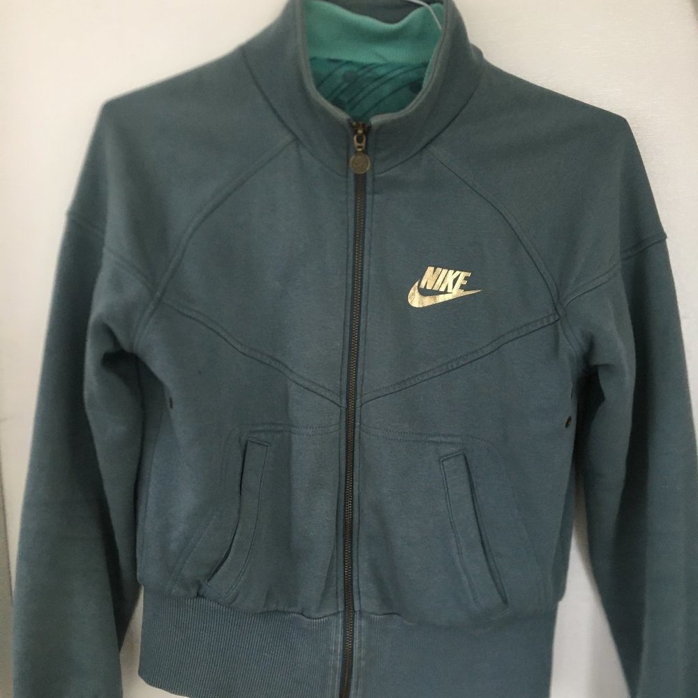 Womens Nike Jacket - size S